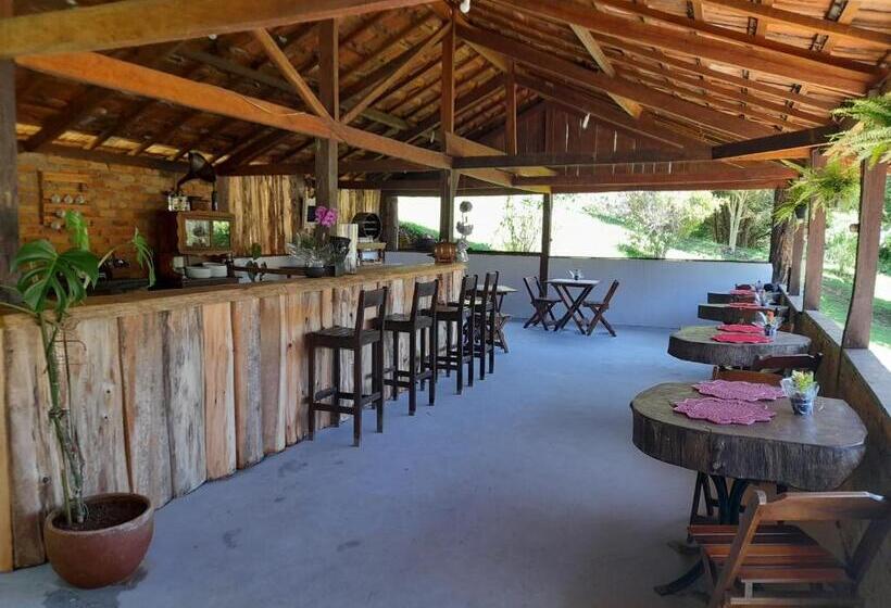 פנסיון Fazenda Pedra Grande