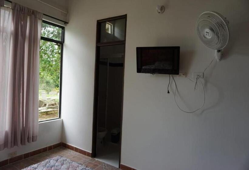 ペンション Hostal Suna Vito