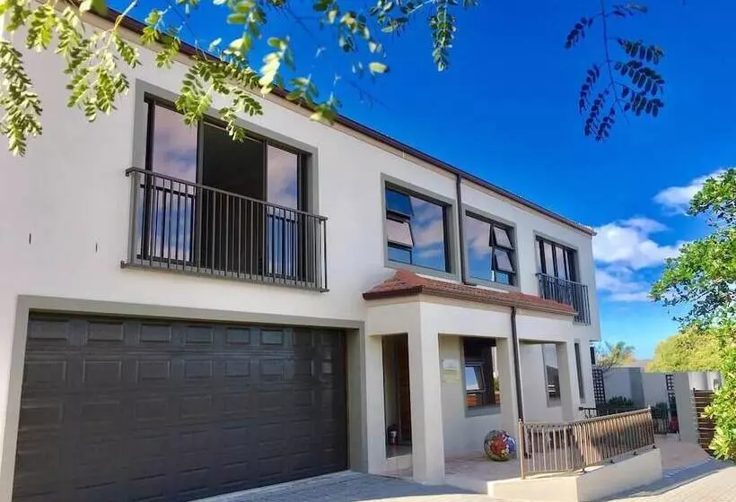 Majatalo Paperbark Manor