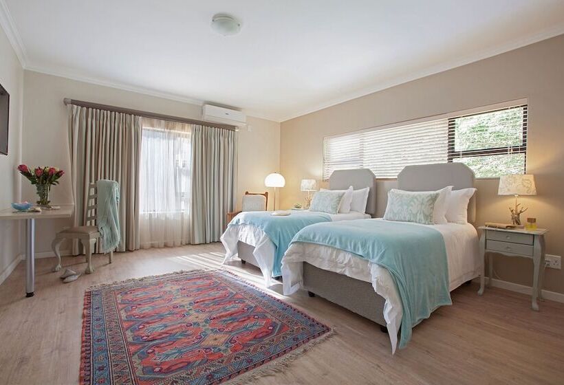 بنسيون Paperbark Manor