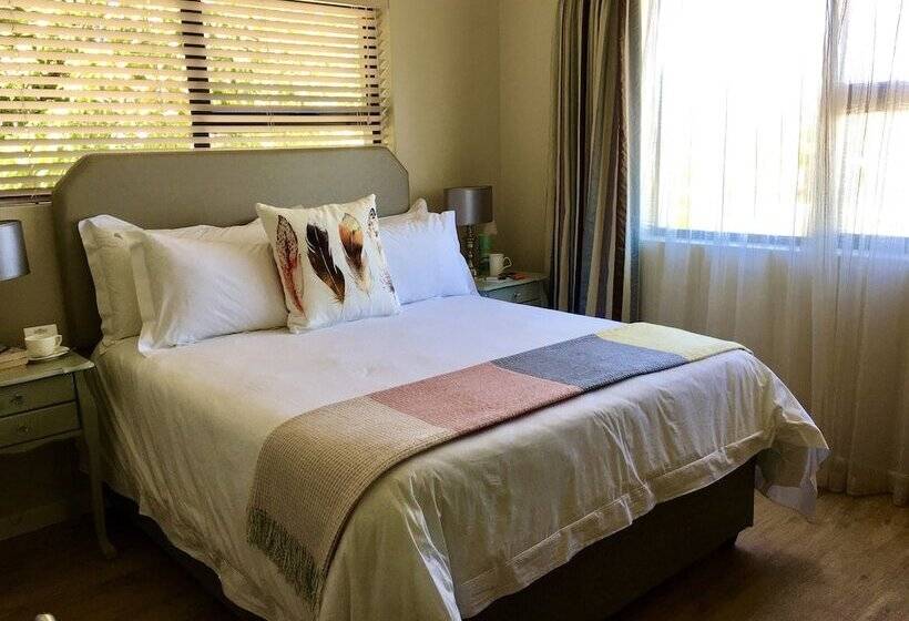 بنسيون Paperbark Manor