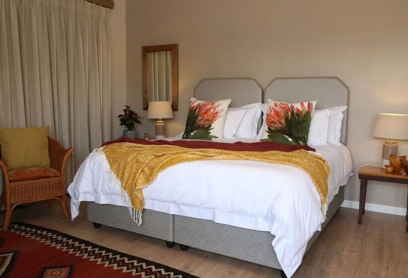 بنسيون Paperbark Manor