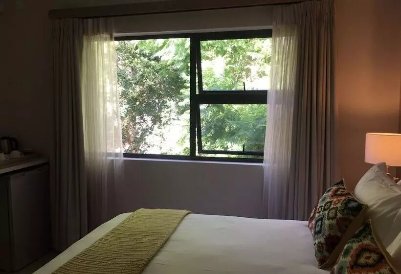 Majatalo Paperbark Manor