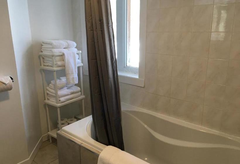 הוסטל Auberge Valcartier