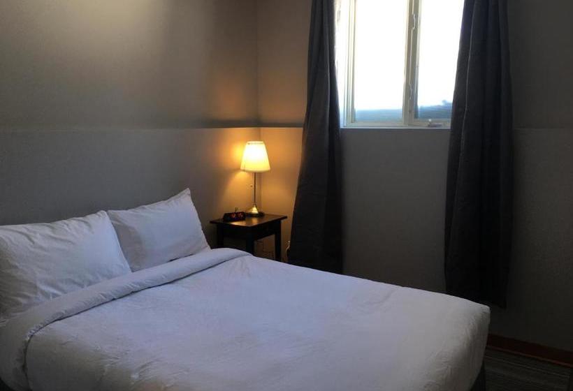 הוסטל Auberge Valcartier