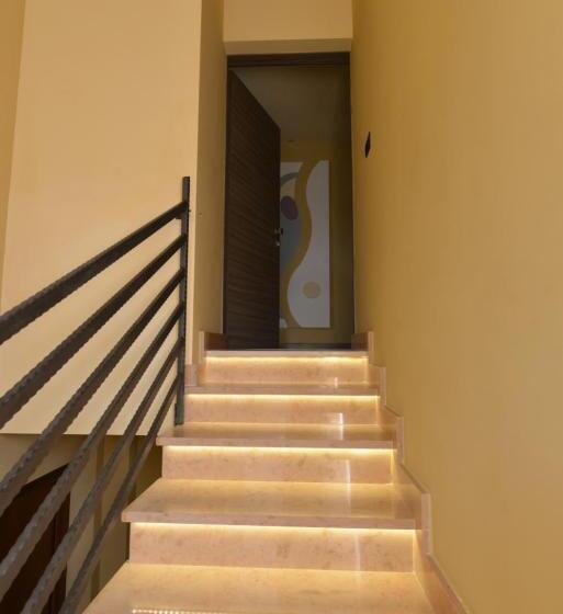 민박 Lacus Pensilis