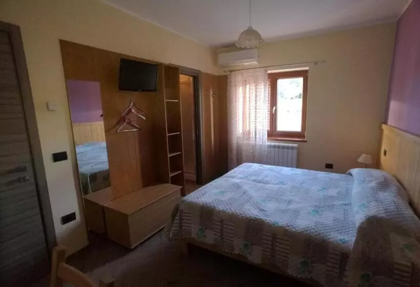 Aamiaismajoitus (B&B) Lacus Pensilis