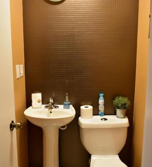 Отель California Comfort & Suites