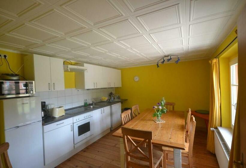 Отель Feriengut Dalwitz Ferienhaeuser