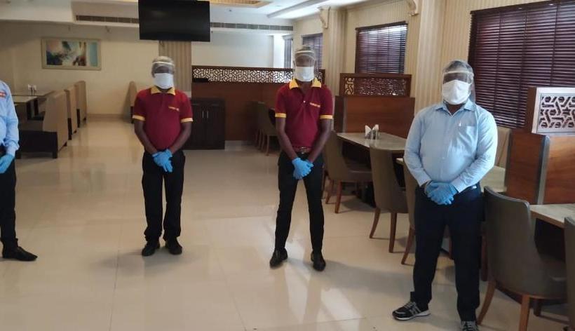 בית מלון כפרי Grand Gayathri