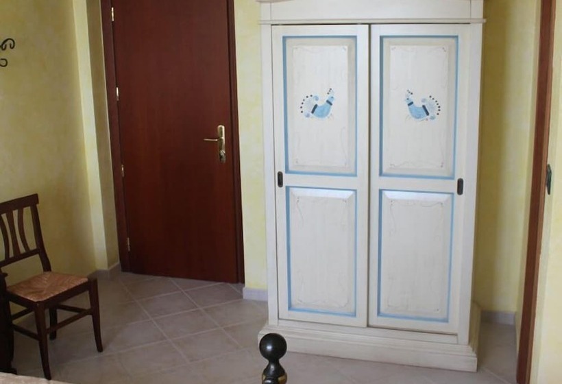 Отель Le Tre Rose