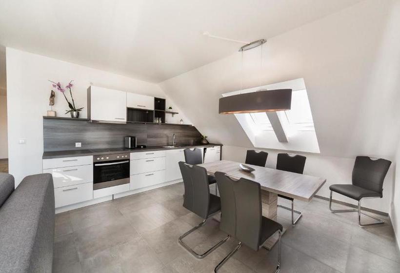 ホテル Restaurant Sailer