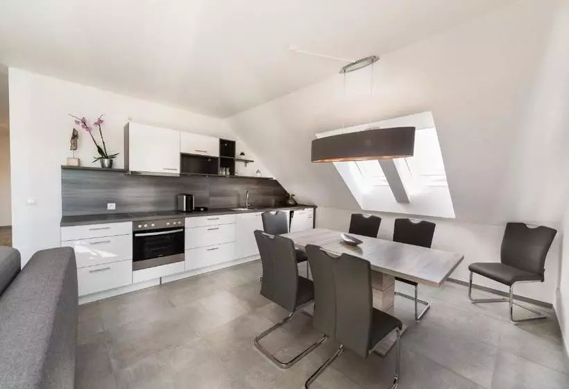 ホテル Restaurant Sailer