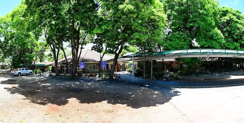 ホテル Sesi Aruana