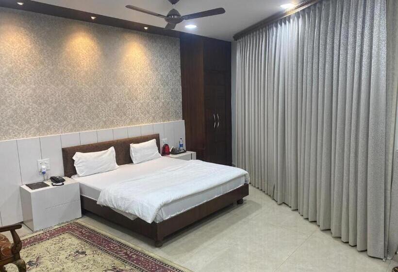 ホテル Temple View Inn