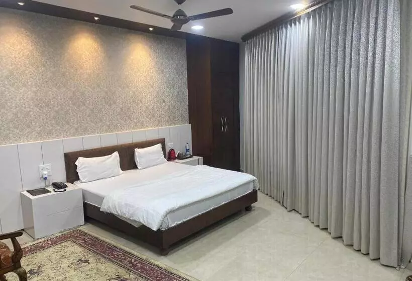 ホテル Temple View Inn