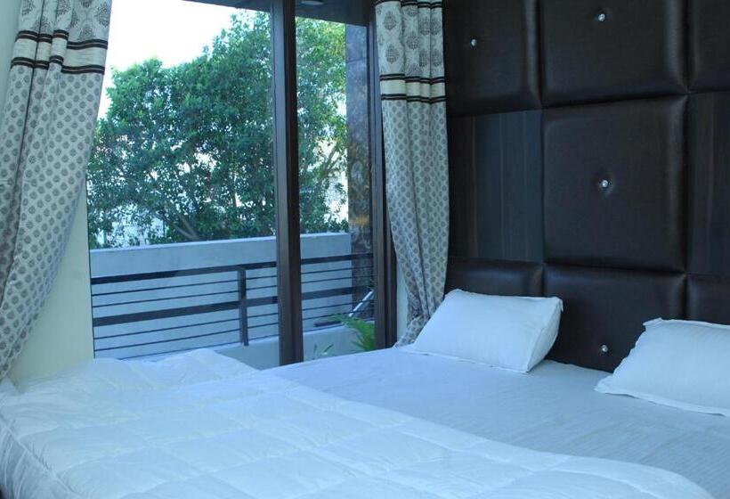 ホテル Temple View Inn