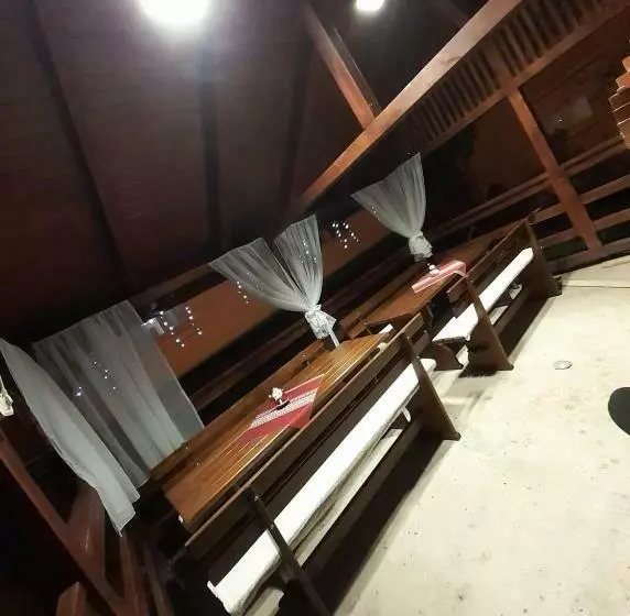 ペンション Casa Ivascu Moisei