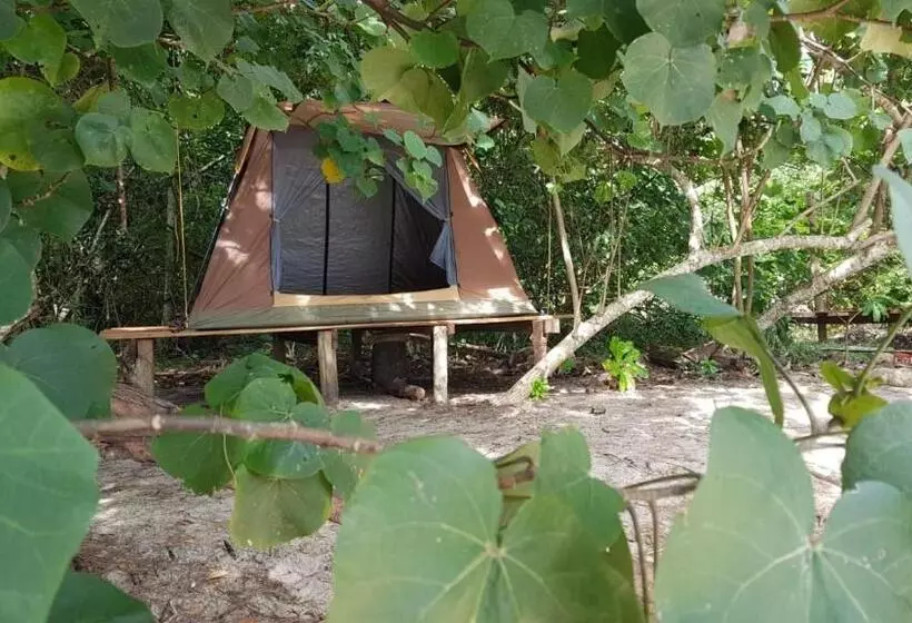 ペンション Crusoe Koh Takiev Island