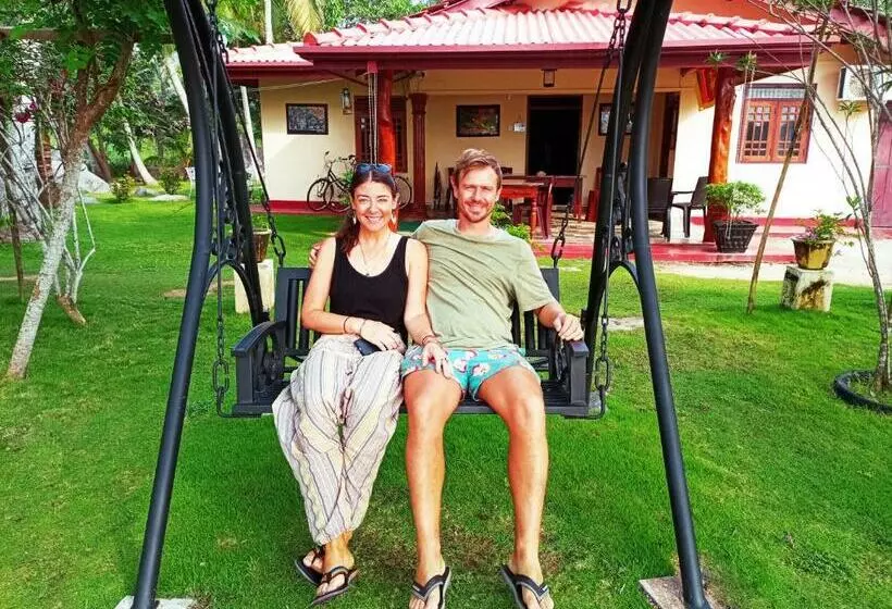 Majatalo Green Sapphire Holiday Resort Wilpaththu