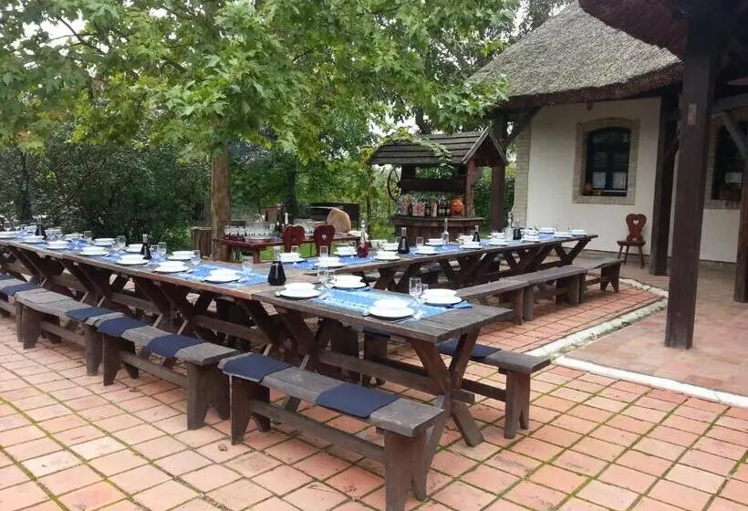 Majatalo Hajóskert Vendégház