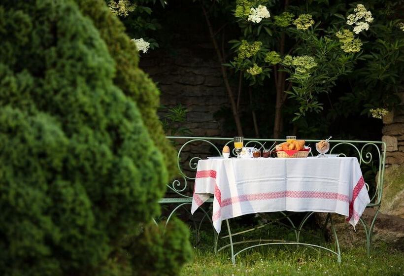 Пансион L Hote Antique   Maison D Hote  4 Suites Avec Cuisine