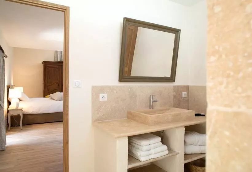 Majatalo L Hote Antique   Maison D Hote  4 Suites Avec Cuisine