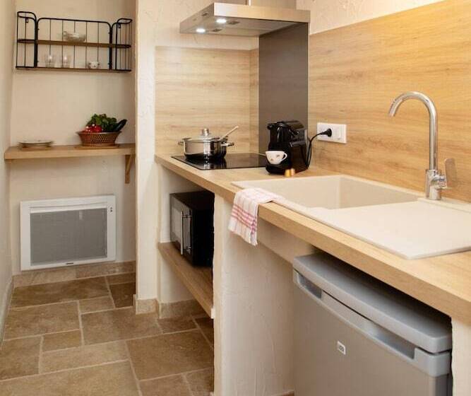 펜션 L Hote Antique   Maison D Hote  4 Suites Avec Cuisine