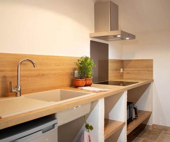 펜션 L Hote Antique   Maison D Hote  4 Suites Avec Cuisine