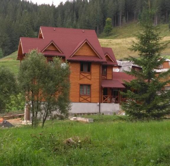 پانسیون Marmarosy