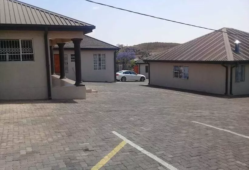 ペンション Naledi Lodge & Guest Houses