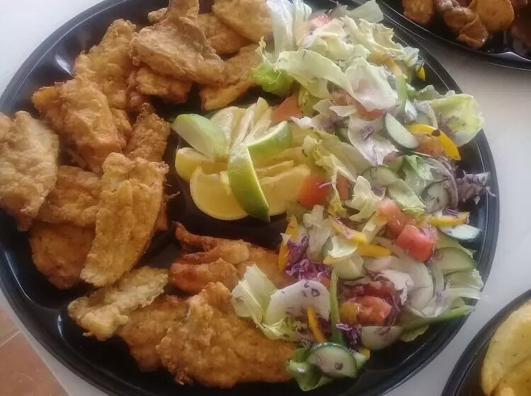 ペンション Naledi Lodge & Guest Houses