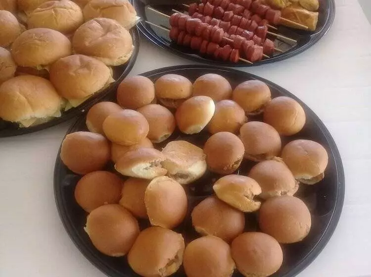 ペンション Naledi Lodge & Guest Houses