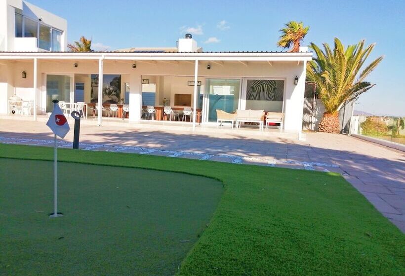 פנסיון Peach On Beach Boutique Guesthouse