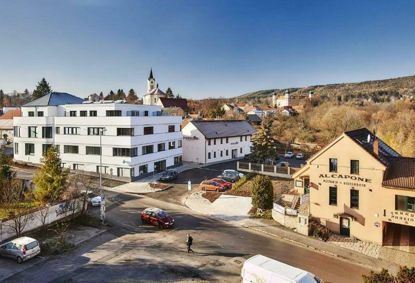 Panzió Penzion Al Capone Mníšek