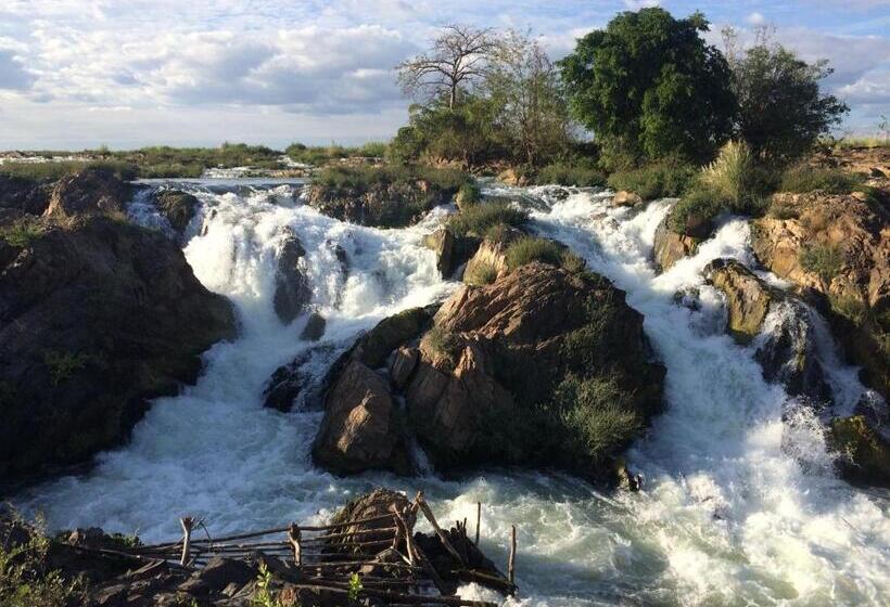 膳宿费 Pomelo Restaurant And Guesthouse S Fishermen & A Tammarine Bungalow Riverfront   Immerse In Nature