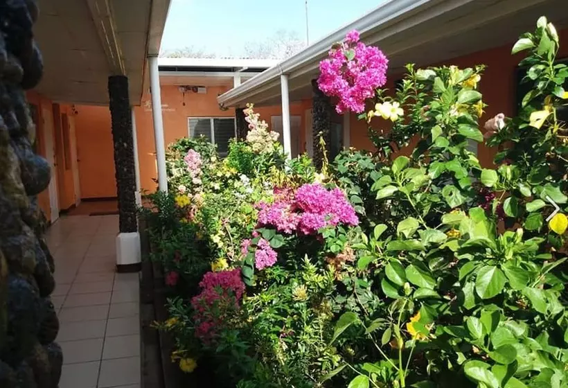 هاستل Hostal Miraflores