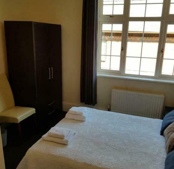 旅馆 The Chase Inn