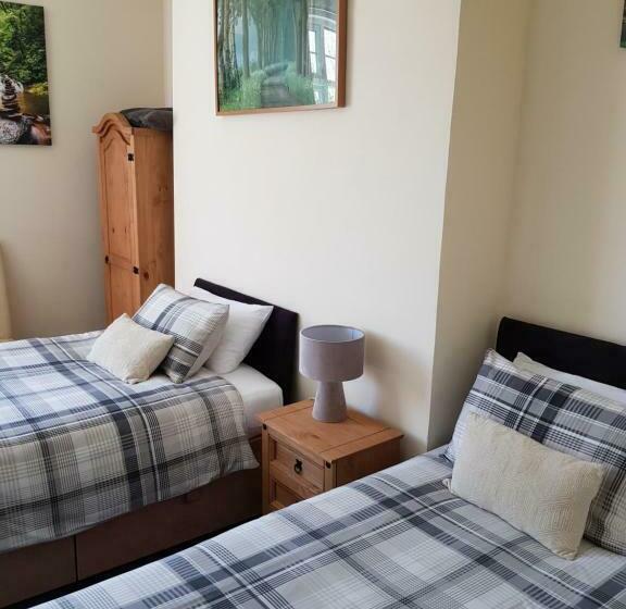 旅馆 The Chase Inn