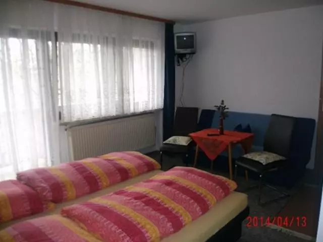 Aamiaismajoitus (B&B) Haus Stuttgart