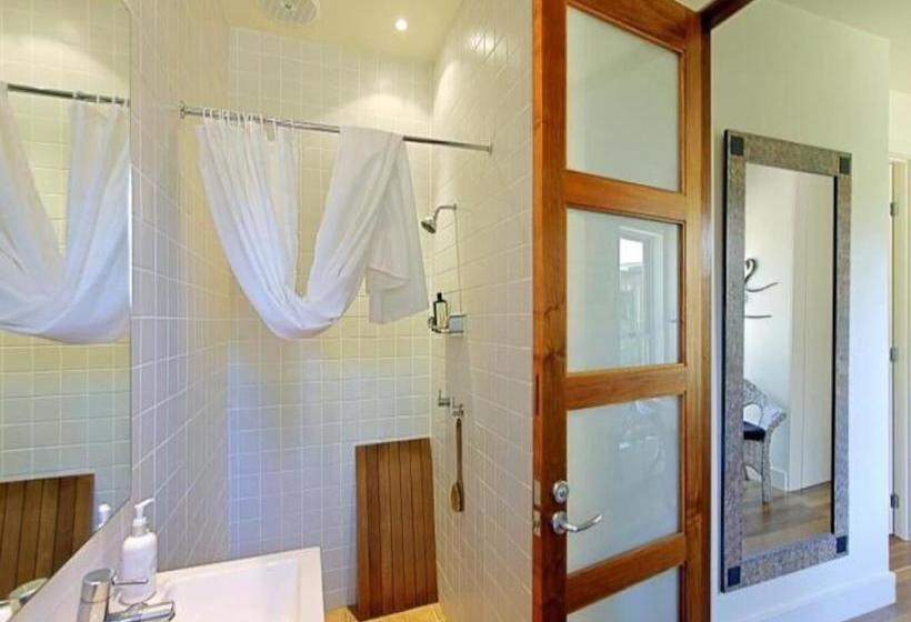 ベッドアンドブレックファースト Riverbend Suite Rooms