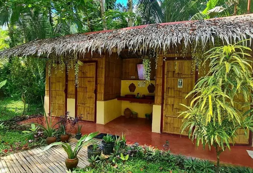 Aamiaismajoitus (B&B) Water To Forest Ecolodge