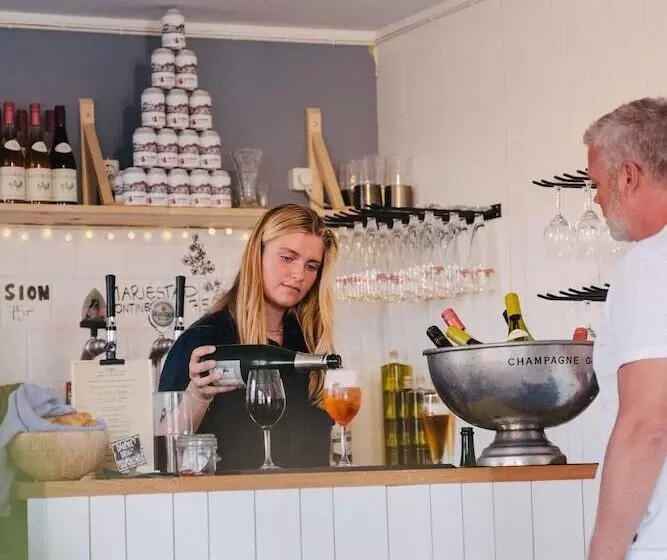 Björholmen Hotell & Restaurang