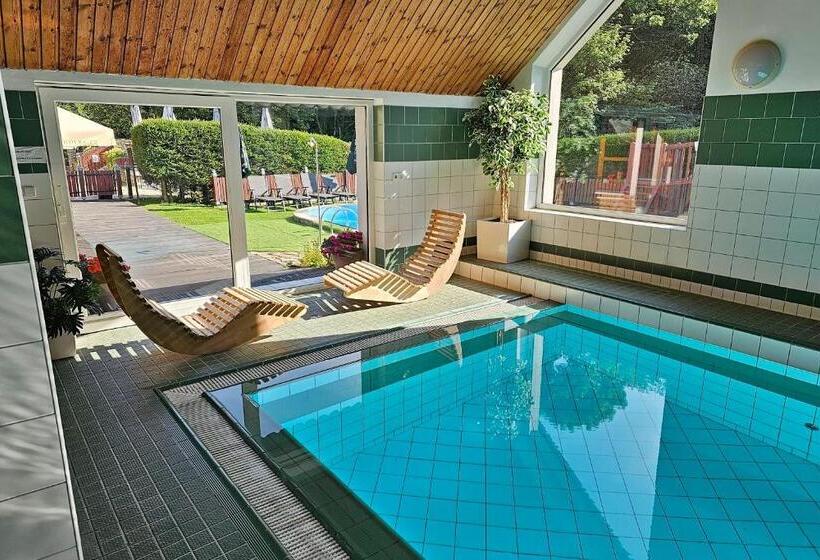 Horský Hotel Sněženka