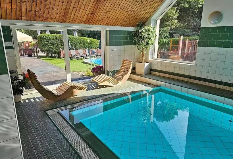 Horský Hotel Sněženka