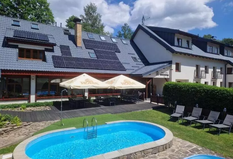 Horský Hotel Sněženka