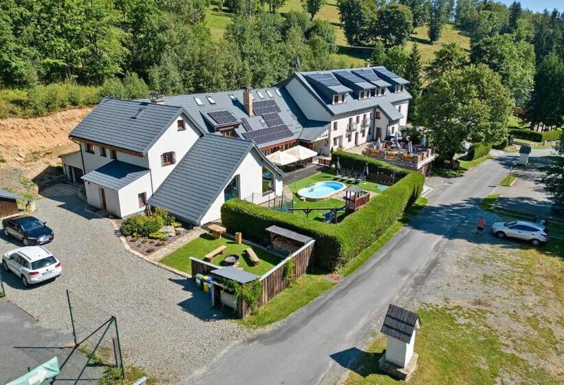 Horský Hotel Sněženka