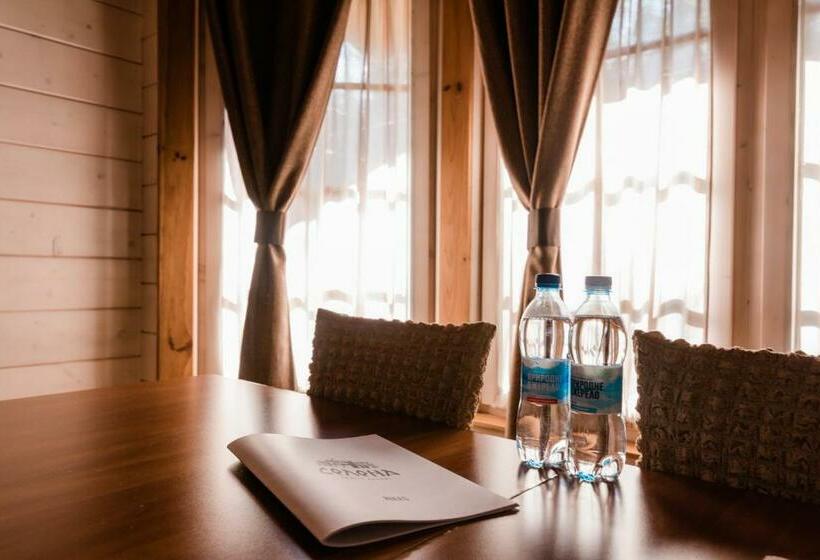 בית מלון כפרי Selena Family Resort