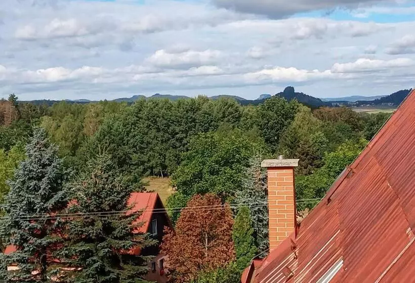 Hotelli U Zeleného Stromu   Zum Grünen Baum