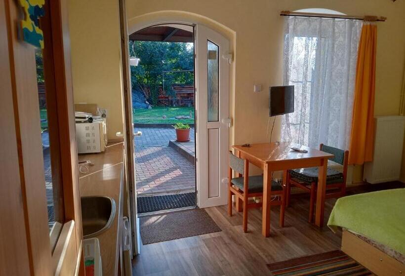 ホテル U Zeleného Stromu   Zum Grünen Baum